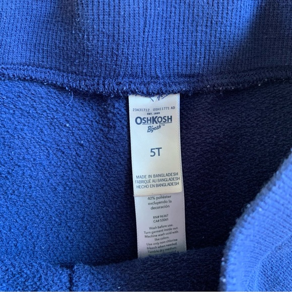 3/$10 OSHKOSH Girls shorts 5T - Picture 3 of 4